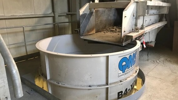 QMS B4 XC Cone Crusher Installation 01