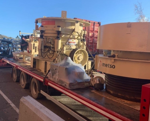 Refurbished Metso HP300 Cone Crusher Photo 03